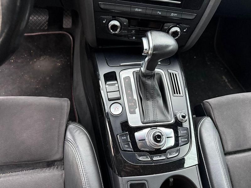 Gebraucht Audi A5 Cabriolet S-Line 177 PS (130 kW) 2012 Schwarz Cabrio