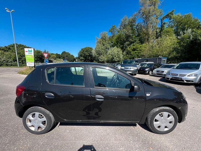 Gebraucht Dacia Sandero Ambiance 75 PS (55 kW) 2015 Schwarz Limousine