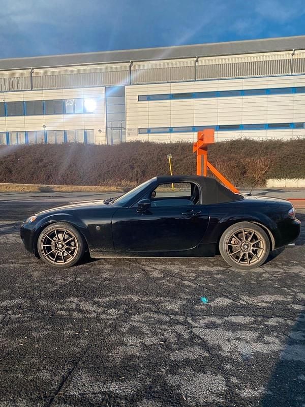 Gebraucht Mazda MX5 160 PS (117 kW) 2005 Schwarz Cabrio