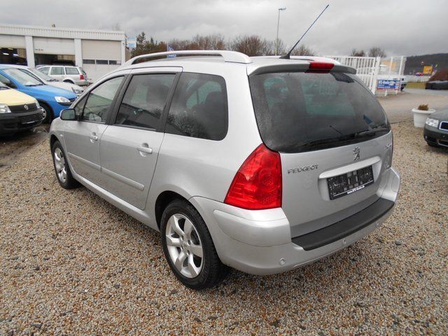 Gebraucht Peugeot 307 Premium 140 PS (102 kW) 2006 Silber metallic Kombi