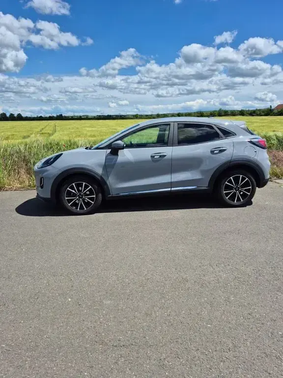 Gebraucht Ford Puma Titanium 125 PS (91 kW) 2021 Grau SUV
