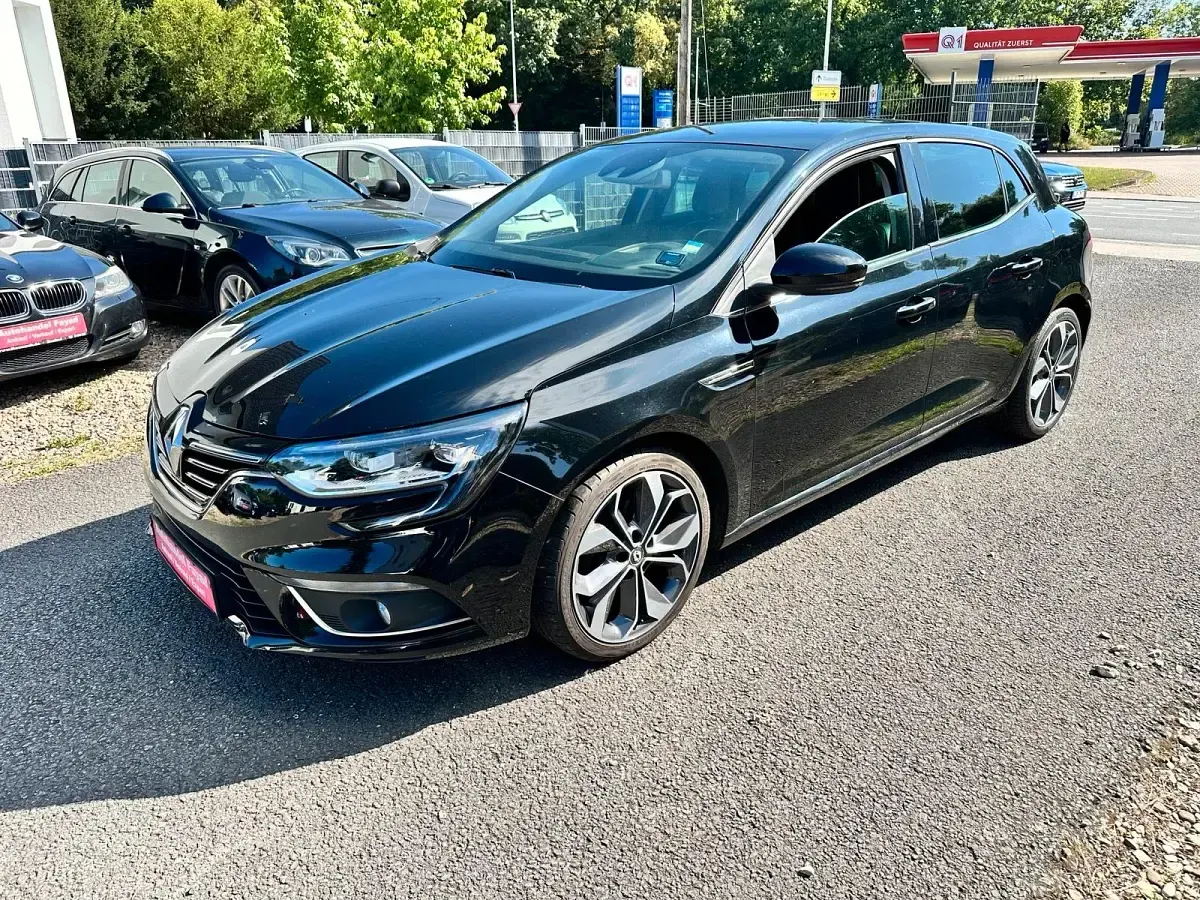 Gebraucht Renault Mégane IV 163 PS (119 kW) 2018 Schwarz Limousine