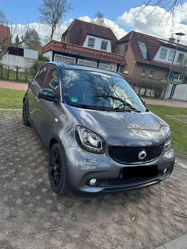 Gebraucht Smart ForFour 90 PS (66 kW) 2019 Grau Kleinwagen