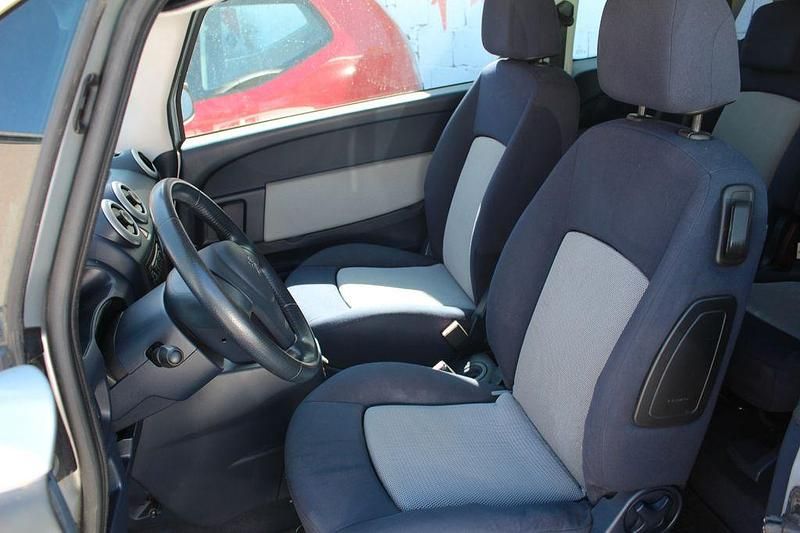 Gebraucht Peugeot 1007 Premium 88 PS (64 kW) 2007 Grau Van / Kleinbus