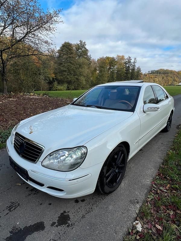 Weiß Gebraucht 2005 Mercedes S500L Limousine | 4.990 € - Bild 1/4