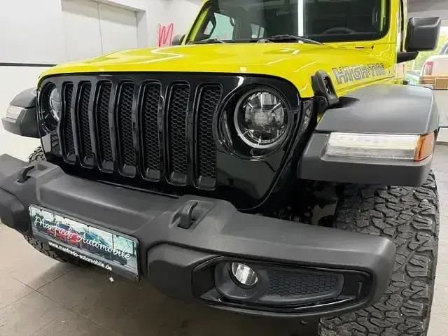 Gebraucht Jeep Wrangler 295 PS (216 kW) 2023 Gelb SUV