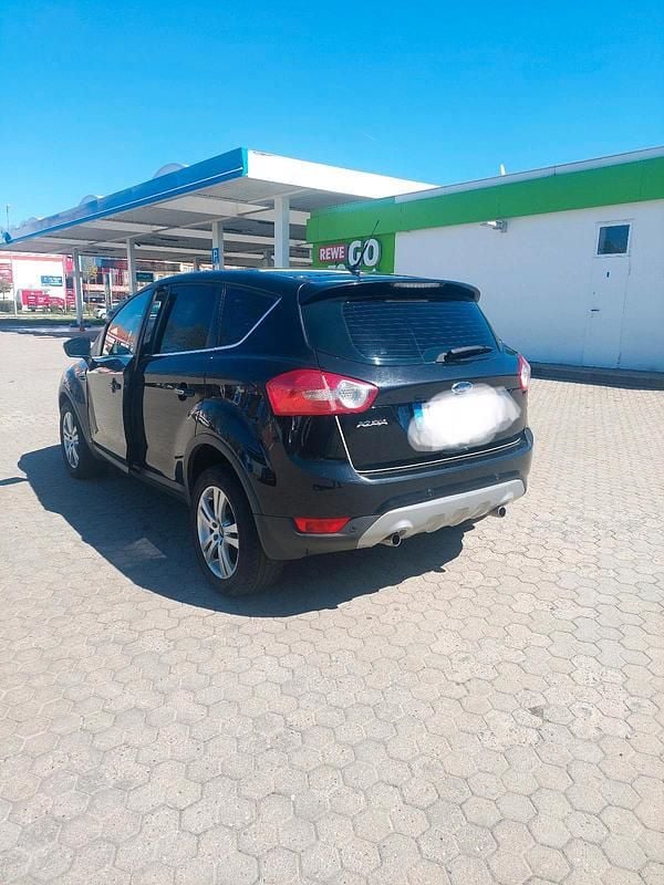 Gebraucht Ford Kuga 140 PS (102 kW) 2012 Schwarz SUV