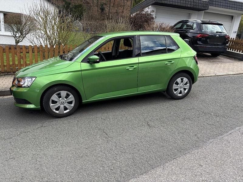 Gebraucht Skoda Fabia Cool Edition 60 PS (44 kW) 2017 Grün Kleinwagen