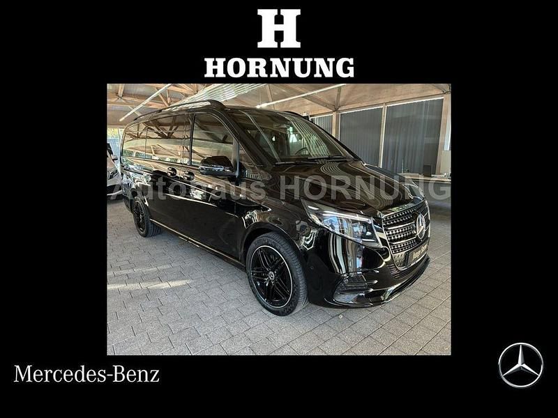 Obsidianschwarz metallic Gebraucht 2025 Mercedes V300 AMG Van / Kleinbus | 88.888 € (Fairer Preis) - Bild 1/3