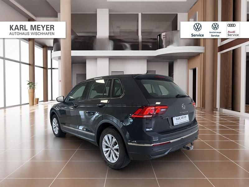 Usata VW Tiguan 122 CV (89 kW) 2023 Grigio SUV