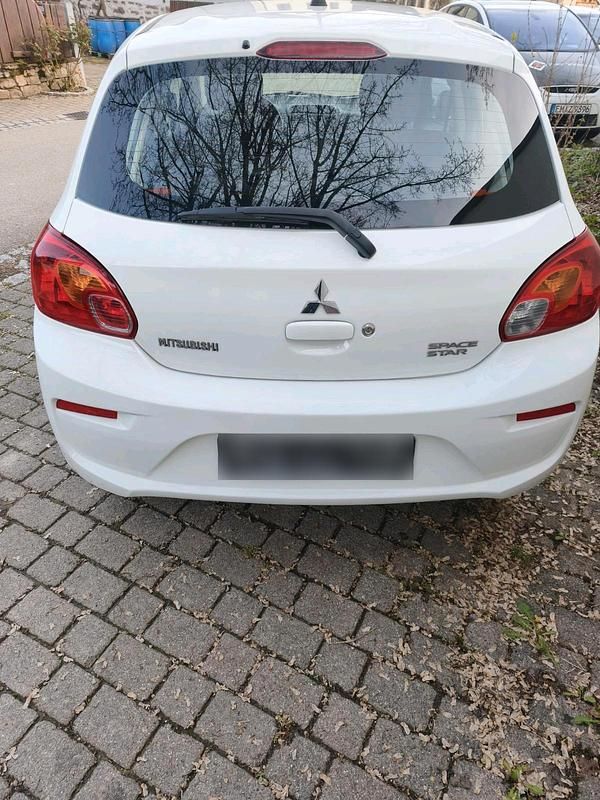Gebraucht Mitsubishi Space Star 71 PS (52 kW) 2017 Weiß Kleinwagen