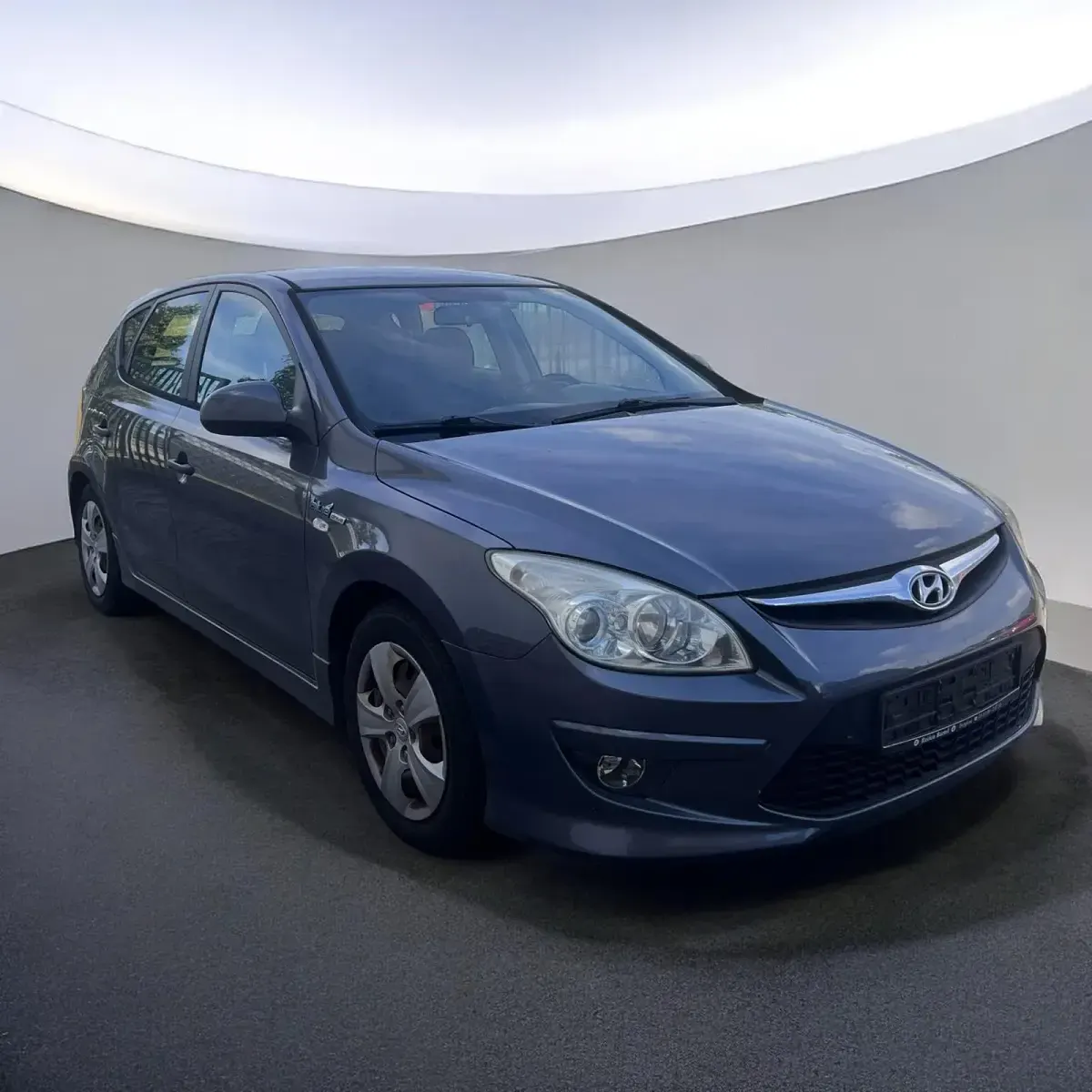 Gebraucht Hyundai i30 109 PS (80 kW) 2010 Grau Limousine
