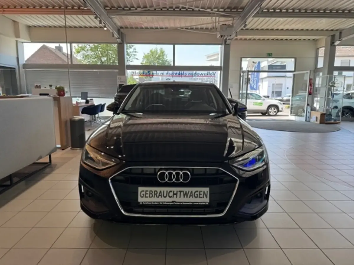 Gebraucht Audi A4 Business 150 PS (110 kW) 2022 Limousine