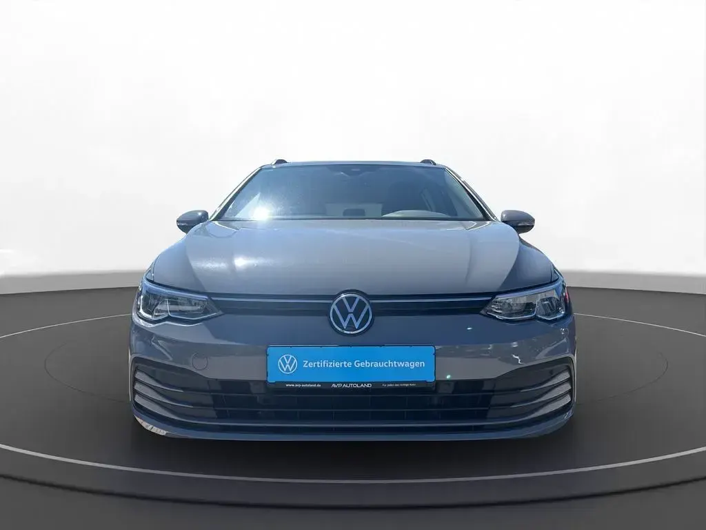 Gebraucht VW Golf VIII 110 PS (80 kW) 2021 Grau Kombi