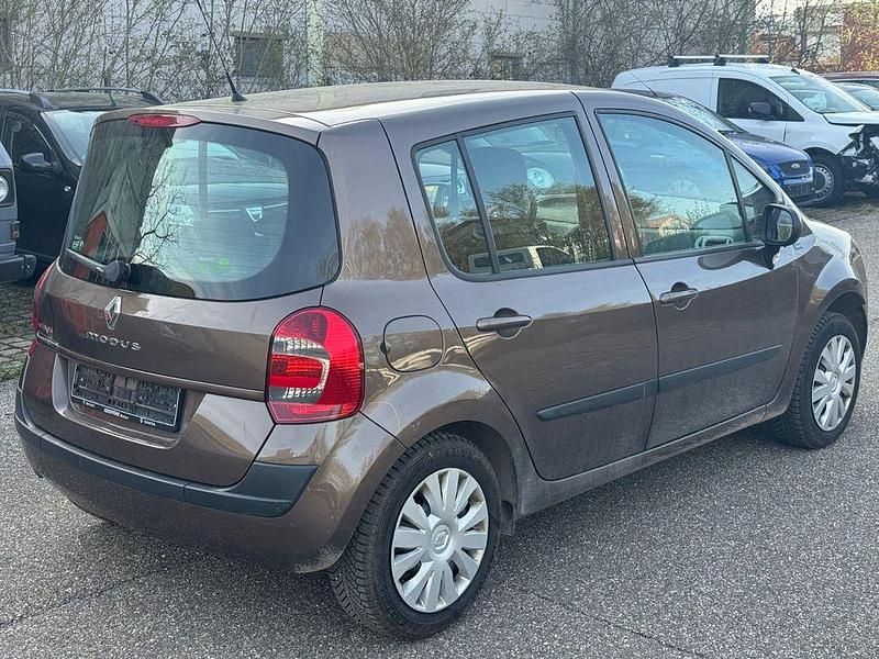 Gebraucht Renault Modus 75 PS (55 kW) 2012 Braun Van / Kleinbus