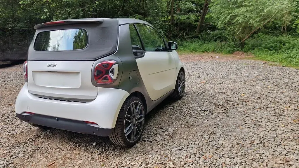 Gebraucht Smart ForTwo Cabrio Prime 90 PS (66 kW) 2019 Weiß Cabrio
