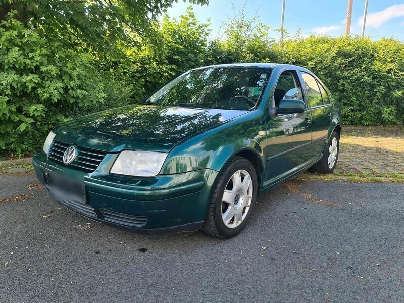 Grün Gebraucht 1998 VW Bora Limousine | 1.750 € - Bild 1/4