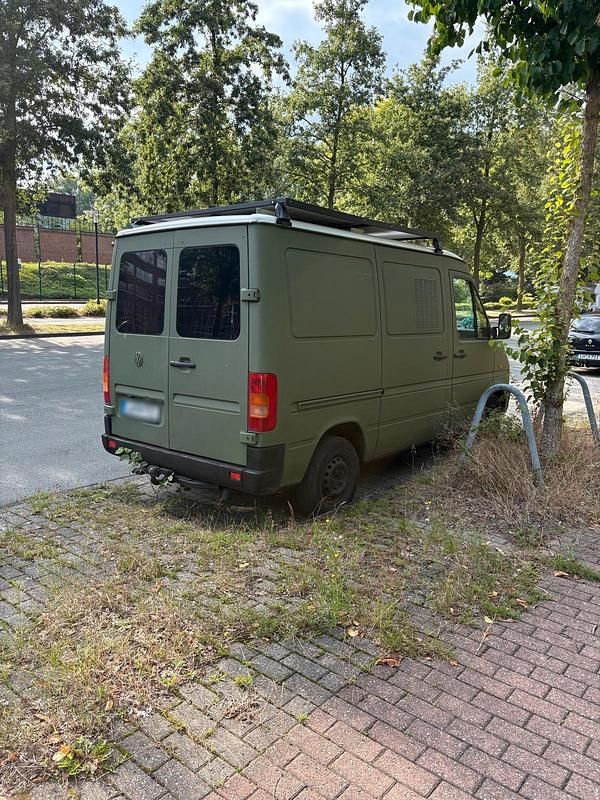 Second-hand VW LT 83 CP (61 kW) 2001 Verde Monovolum