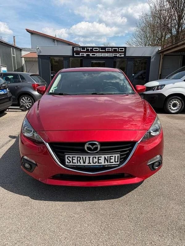 Gebraucht Mazda 3 Center-Line 150 PS (110 kW) 2015 Rot Kleinwagen