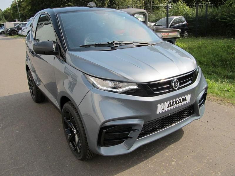 Neu Aixam City 2025 Grau