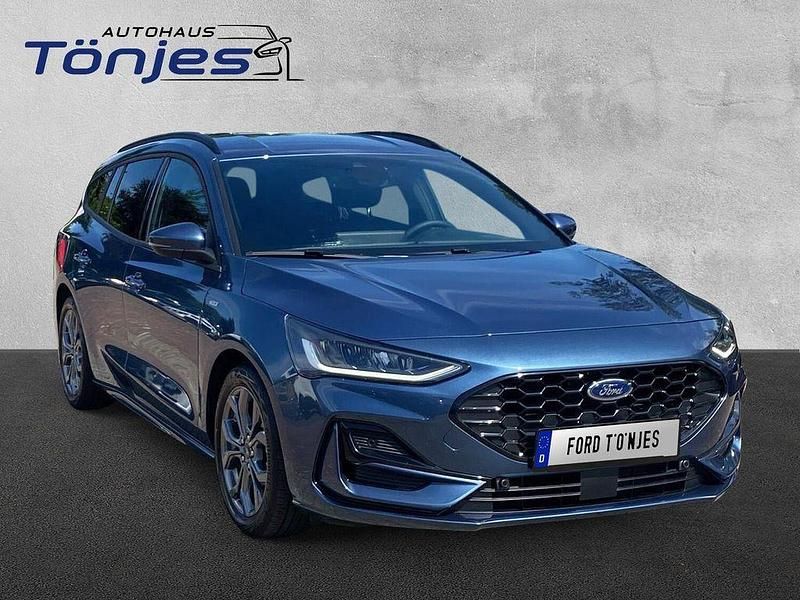 Neu Ford Focus ST-Line X 155 PS (114 kW) 2025 Chroma blau Limousine