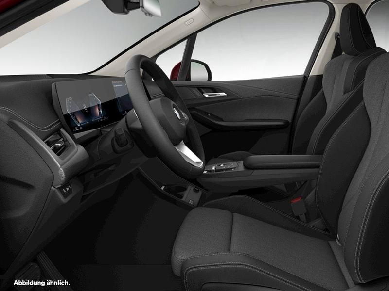 Gebraucht BMW 220 Active Tourer 150 PS (110 kW) 2025 Rot Van / Kleinbus