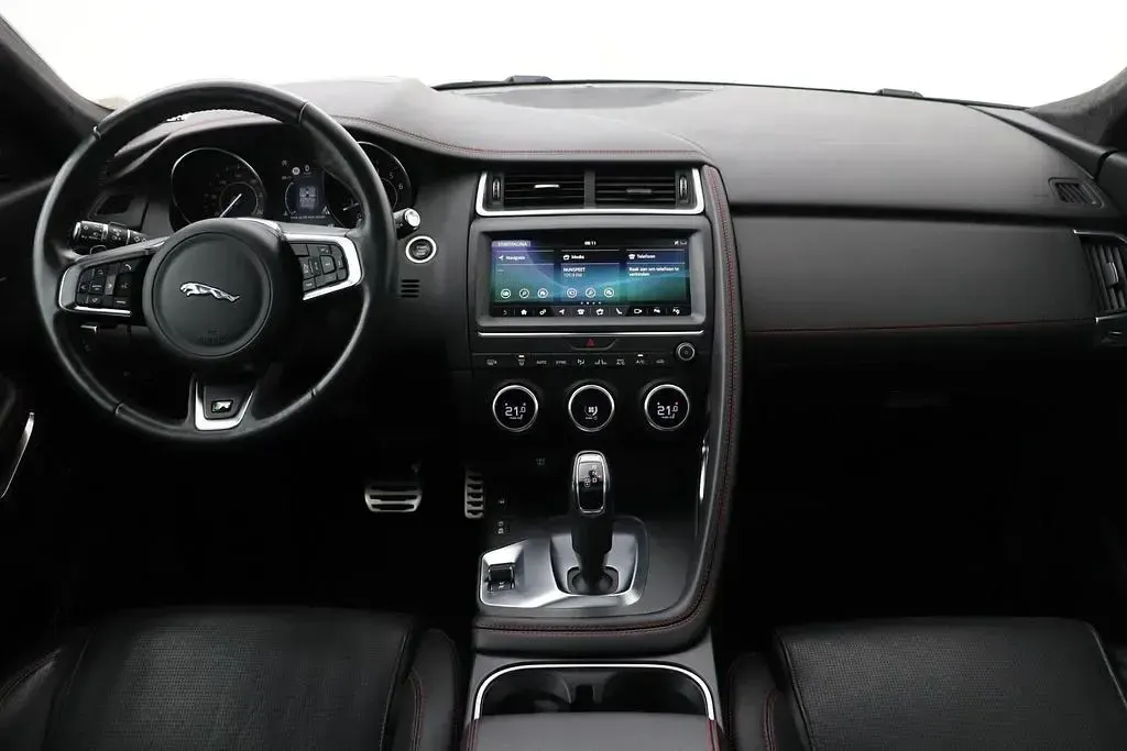 Używany Jaguar E-Pace First Edition 249 KM (183 kW) 2018 Biały SUV