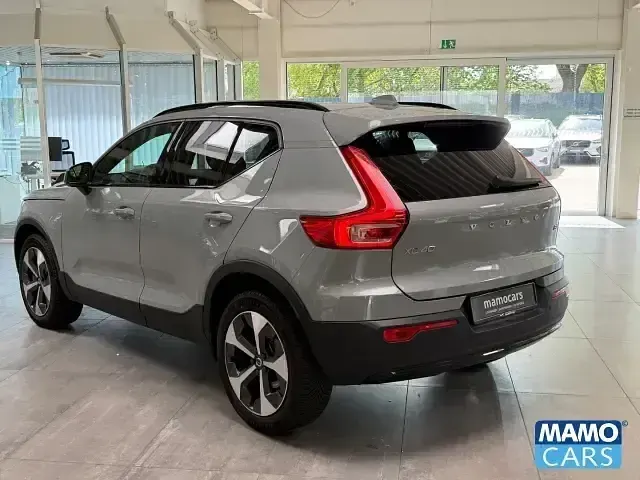Gebraucht Volvo XC40 Plus 197 PS (144 kW) 2023 Grau SUV