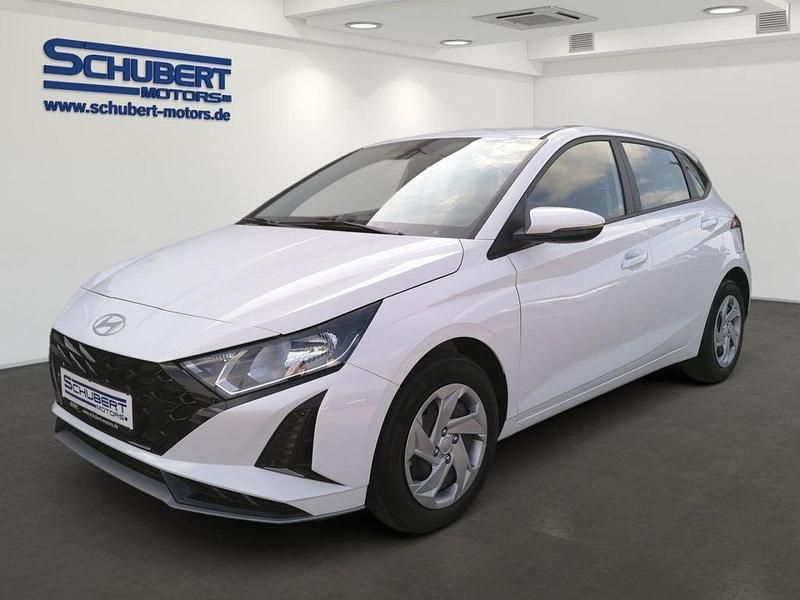 Weiß Neu 2025 Hyundai i20 Select Limousine | 20.290 € (Fairer Preis) - Bild 1/4