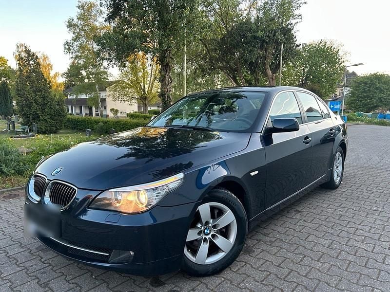 Second-hand BMW 525 218 CP (160 kW) 2008 Berlinǎ