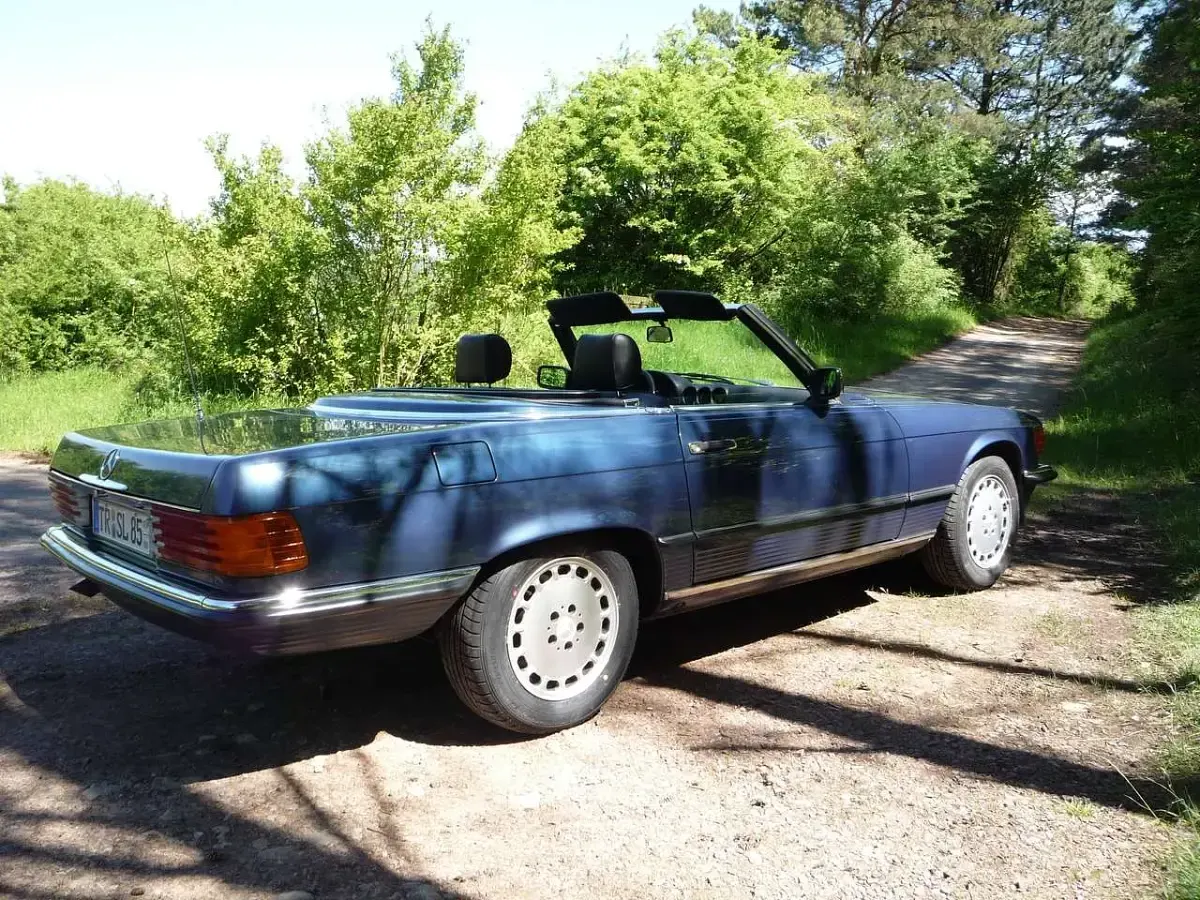 Gebraucht Mercedes SL300 188 PS (138 kW) 1986 Blau Cabrio