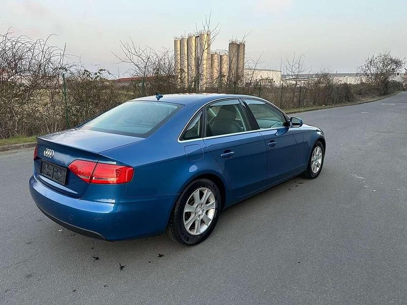 Occasion Audi A4 Ambition 160 ch (117 kW) 2011 Bleue Berline