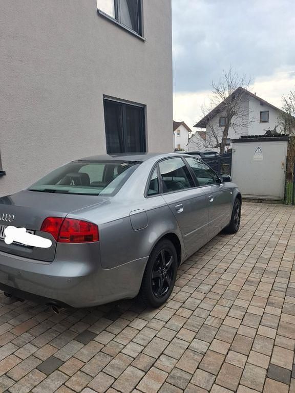 Gebraucht Audi A4 163 PS (119 kW) 2005 Grau Limousine