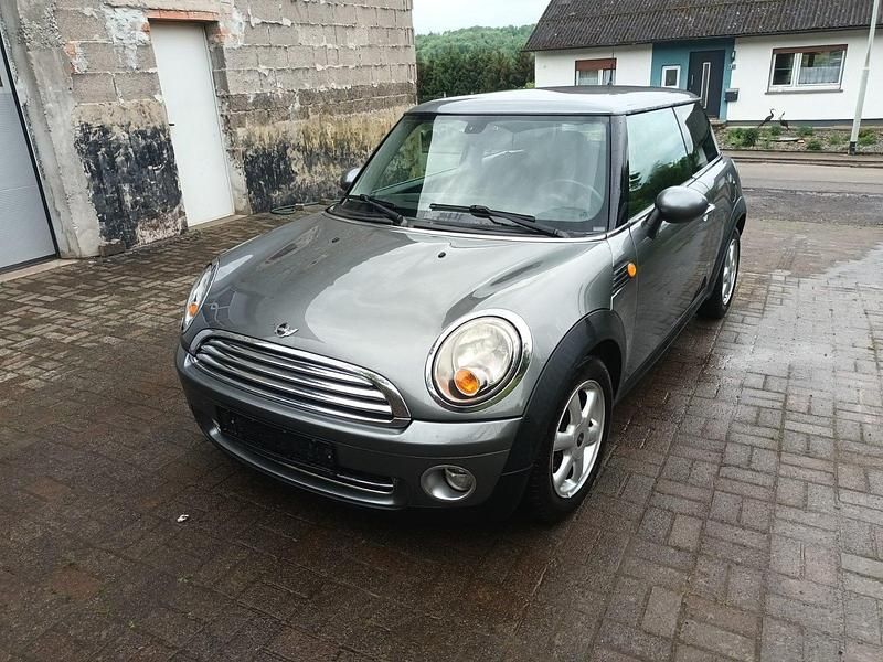 Grau Gebraucht 2009 Mini ONE Kleinwagen | 1.950 € (Superpreis) - Bild 1/4