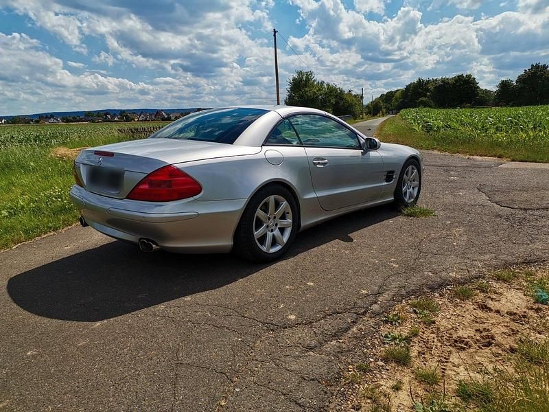 Gebraucht Mercedes SL500 336 PS (247 kW) 2002 Silber Cabrio