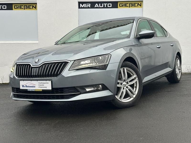 Gebraucht Skoda Superb Style 150 PS (110 kW) 2016 Grau Limousine