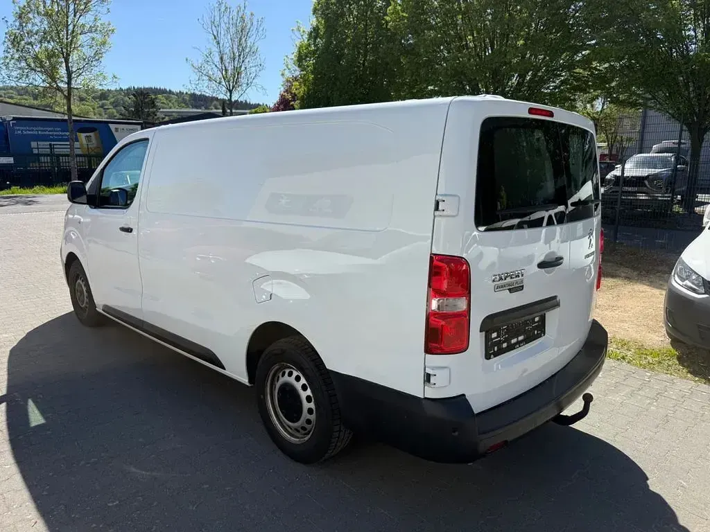 Gebraucht Peugeot Expert Premium 179 PS (131 kW) 2021 Weiß Van