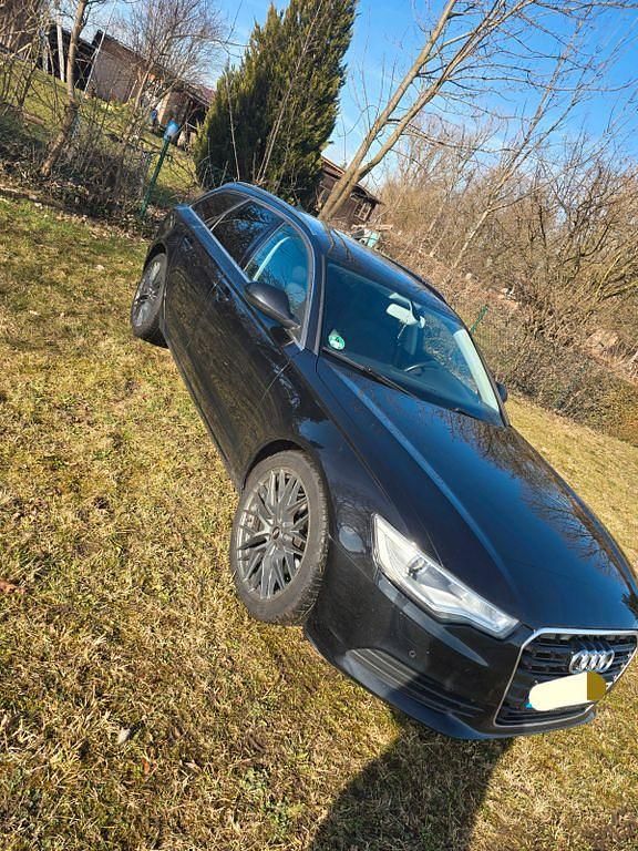 Gebraucht Audi A6 Comfort 177 PS (130 kW) 2013 Schwarz Kombi