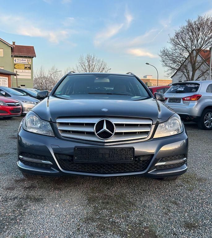 Second-hand Mercedes C180 156 CP (114 kW) 2013 Gri Break