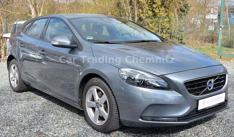 Gebraucht Volvo V40 120 PS (88 kW) 2014 Grau Kombi