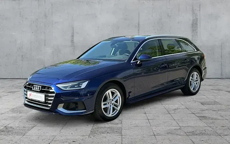 Gebraucht Audi A4 Advanced 190 PS (139 kW) 2020 Blau Kombi