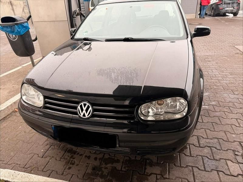 Schwarz Gebraucht 1999 VW Golf IV Kleinwagen | 1.300 € (Fairer Preis) - Bild 1/4