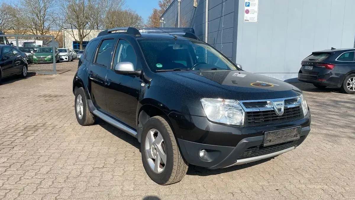 Używany Dacia Duster Prestige 107 KM (78 kW) 2010 Czarny SUV