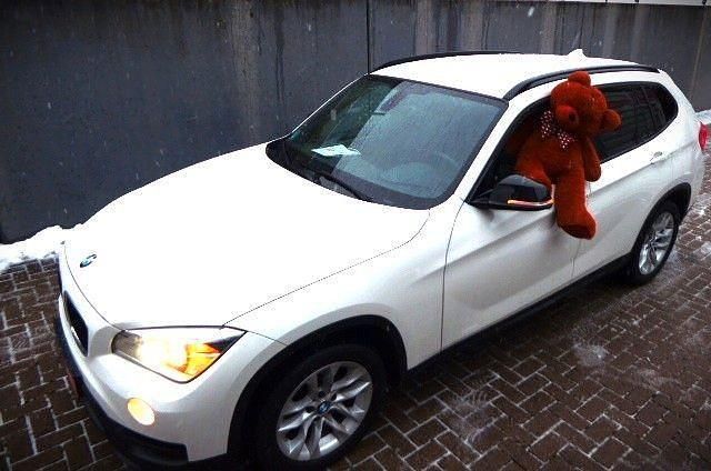 Weiß Gebraucht 2015 BMW X1 Sport Line SUV | 14.911 € (Superpreis) - Bild 1/4