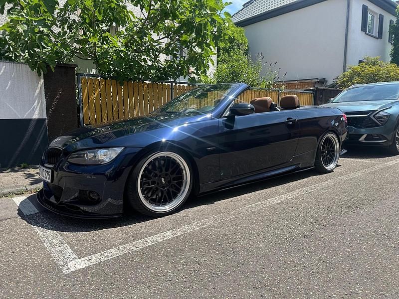 Blau Gebraucht 2007 BMW 330 Cabriolet Cabrio | 8.000 € (Fairer Preis) - Bild 1/4