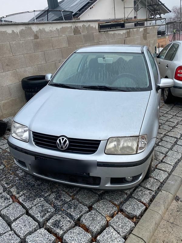 Gebraucht VW Polo 60 PS (44 kW) 2000 Silber Kleinwagen