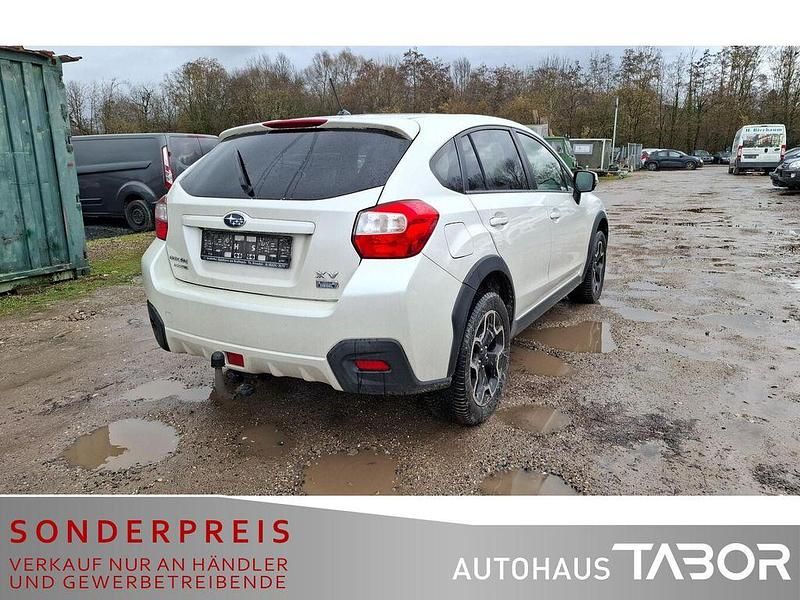 Gebraucht Subaru XV Comfort 147 PS (108 kW) 2012 Satin white (p) SUV