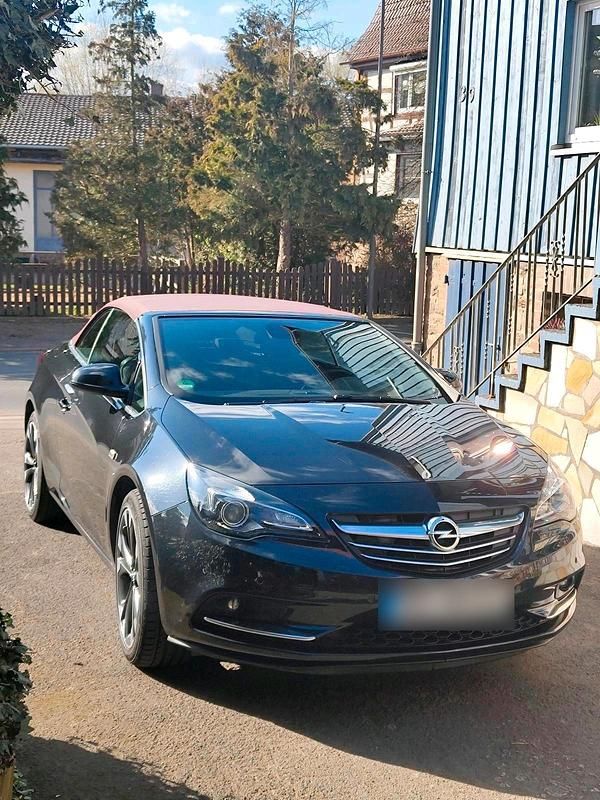 Gebraucht Opel Cascada Innovation 120 PS (88 kW) 2014 Schwarz Cabrio