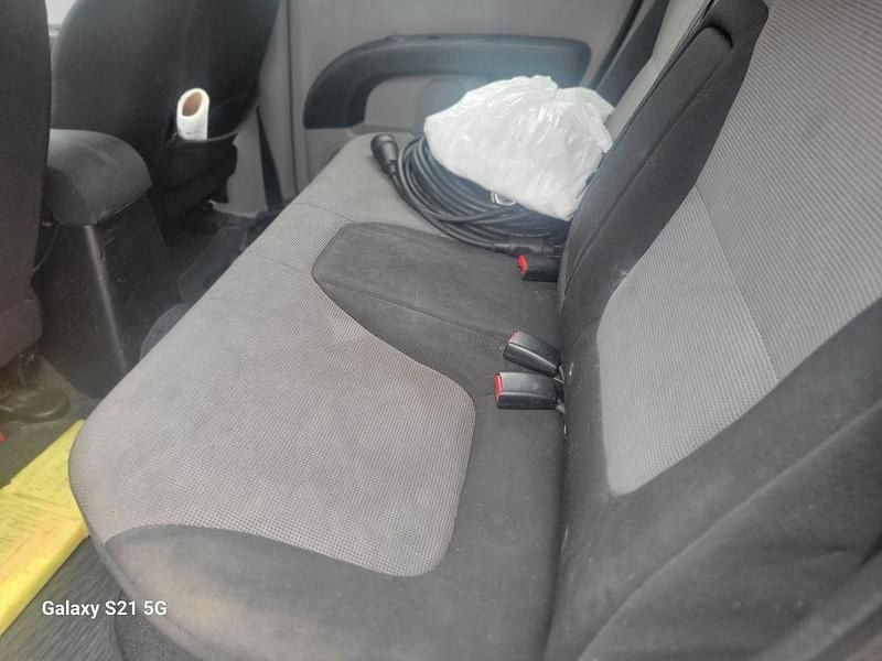 Gebraucht Mitsubishi L200 136 PS (100 kW) 2011 Schwarz Pickup