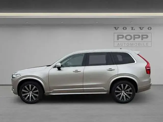 Gebraucht Volvo XC90 173 PS (127 kW) 2023 SUV
